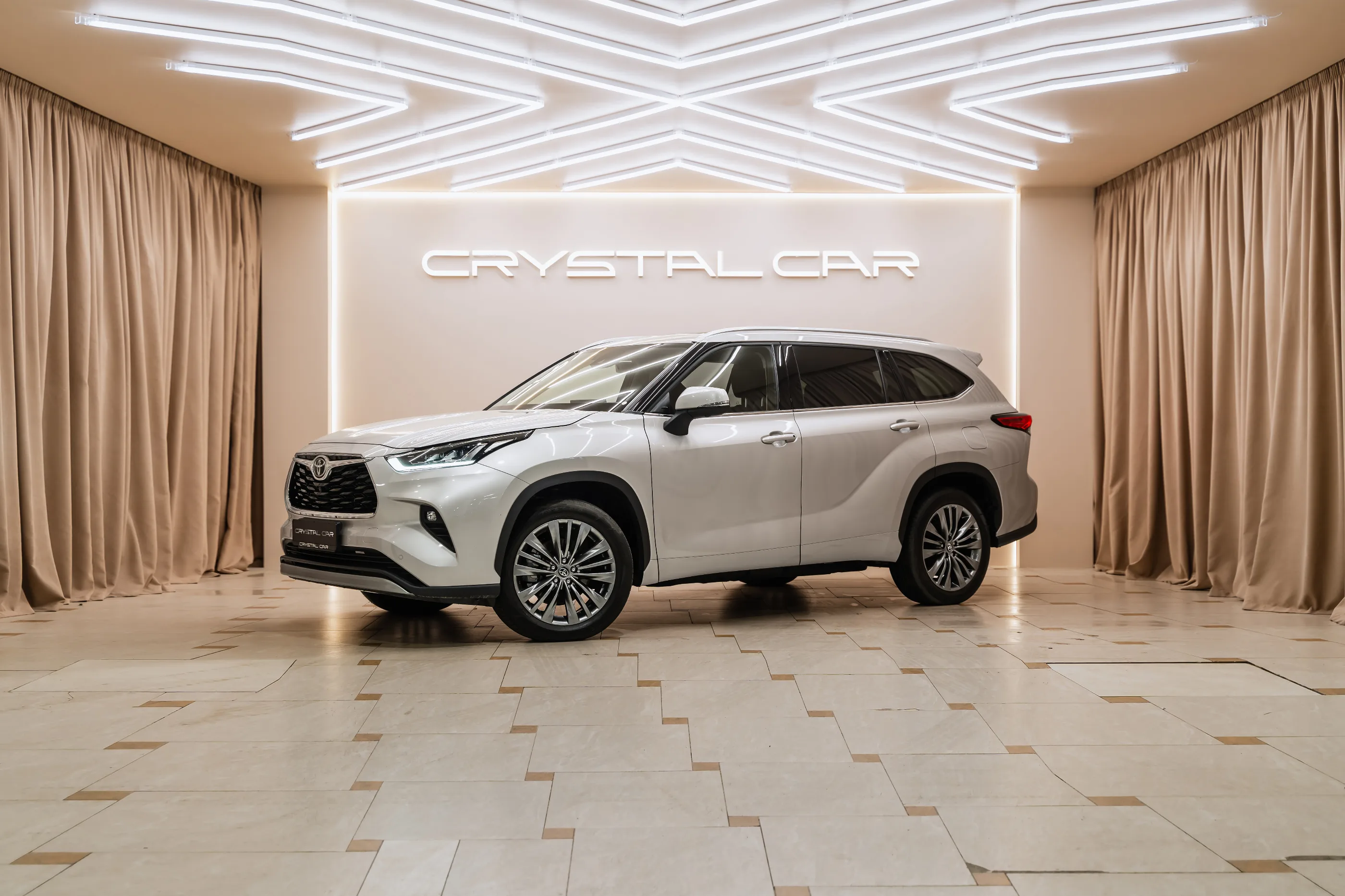 Toyota Highlander 2.0 4WD AT (248 л.с), 2026