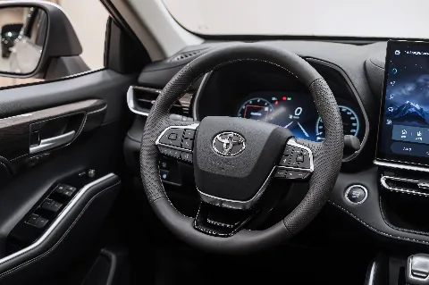 Toyota Highlander 2.0 4WD AT (248 л.с), 2026 — фото 13