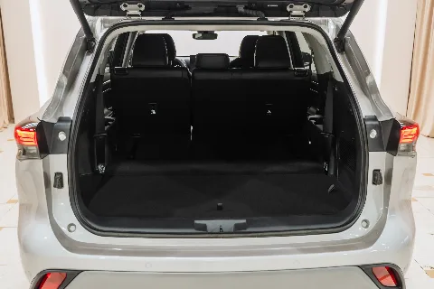 Toyota Highlander 2.0 4WD AT (248 л.с), 2026 — фото 11