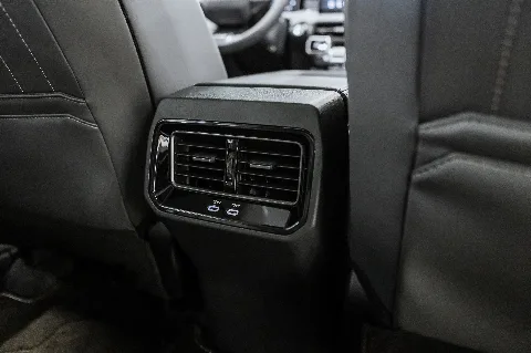 Toyota RAV4 2.0 4WD CVT (171 л.с.), 2026 — фото 20